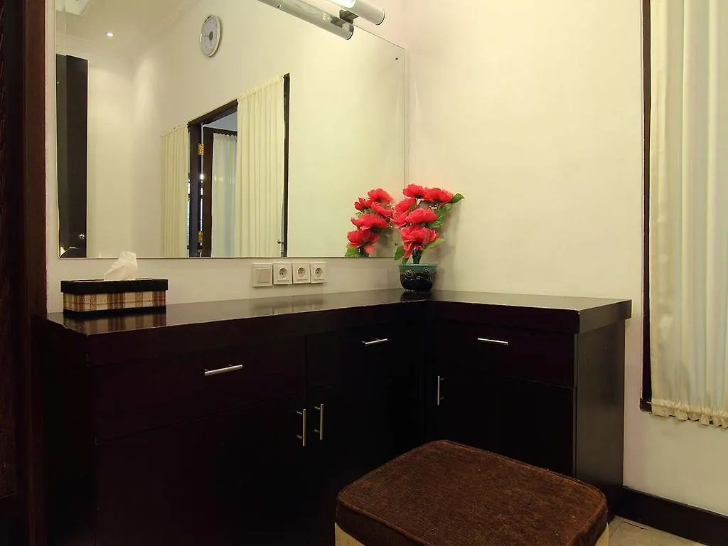 Villa Kurnia Kuta Kuta